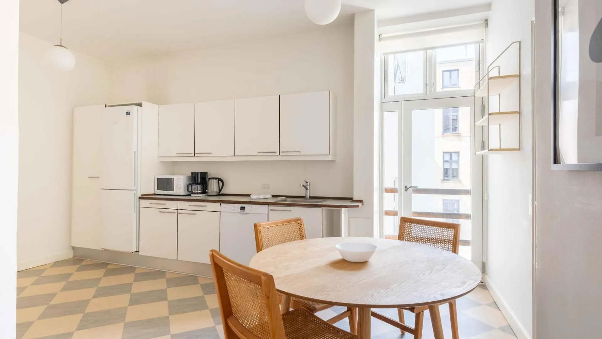 Large Apartment In Central Copenhagen By Tivoli Gardens 0*,