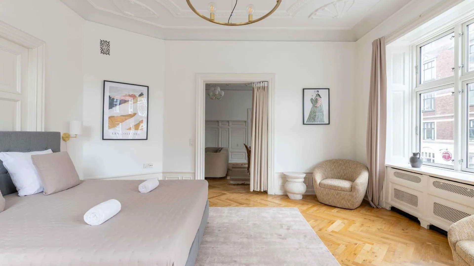 Large Apartment In Central Copenhagen By Tivoli Gardens