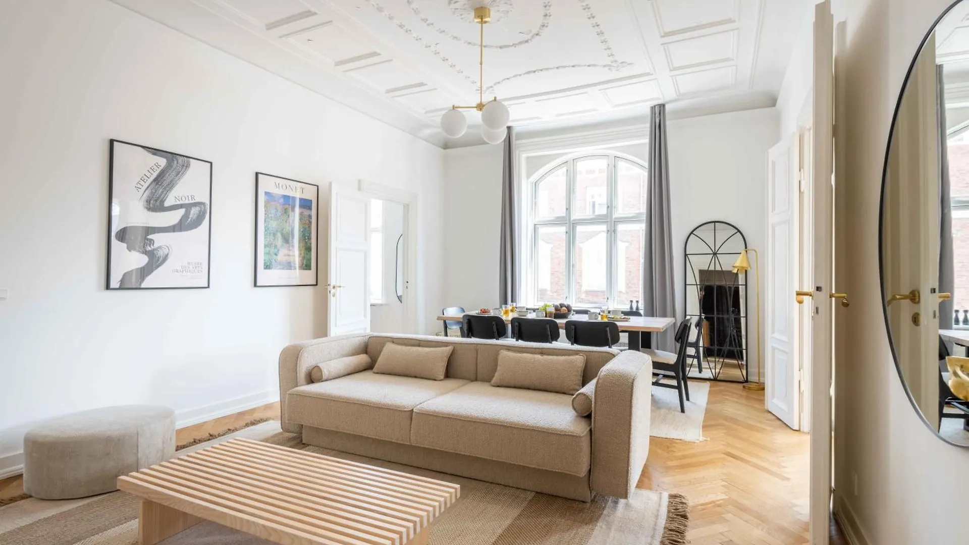 Large Apartment In Central Copenhagen By Tivoli Gardens
